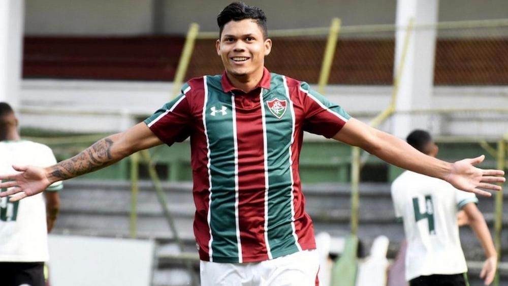 "الصن" | كلوب يرصد 4 ملايين للتعاقد مع مهاجم فلومنينسي