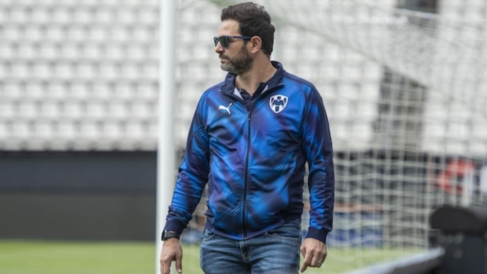 مدرب مونتيري: "نطمح لتكرار سيناريو 2012 في مونديال الأندية"