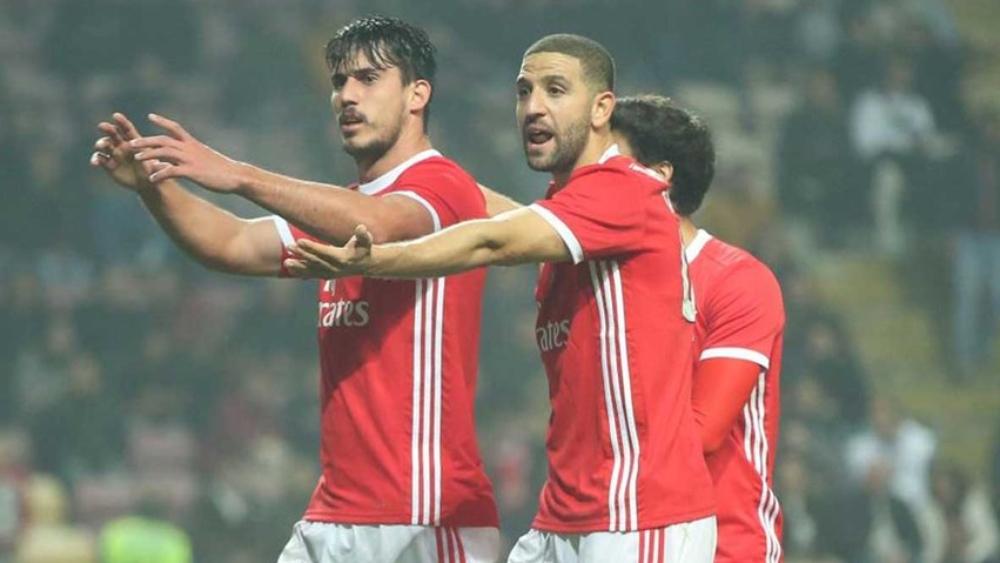 تاعرابت يشارك كأساسي في مباراة بنفيكا وزينيت