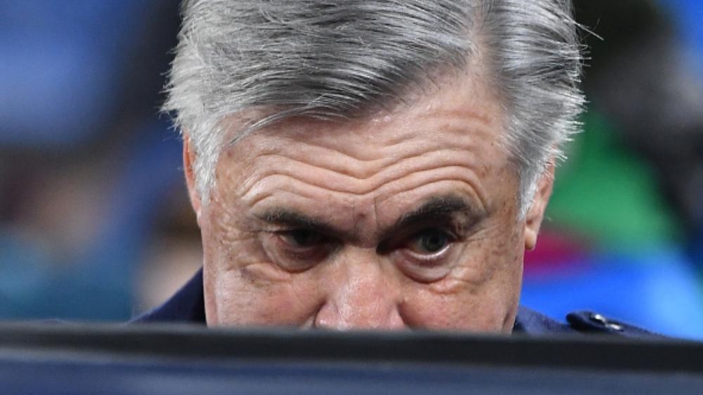 أنشيلوتي يصل إلى إنجلترا من أجل تدريب إيفرتون