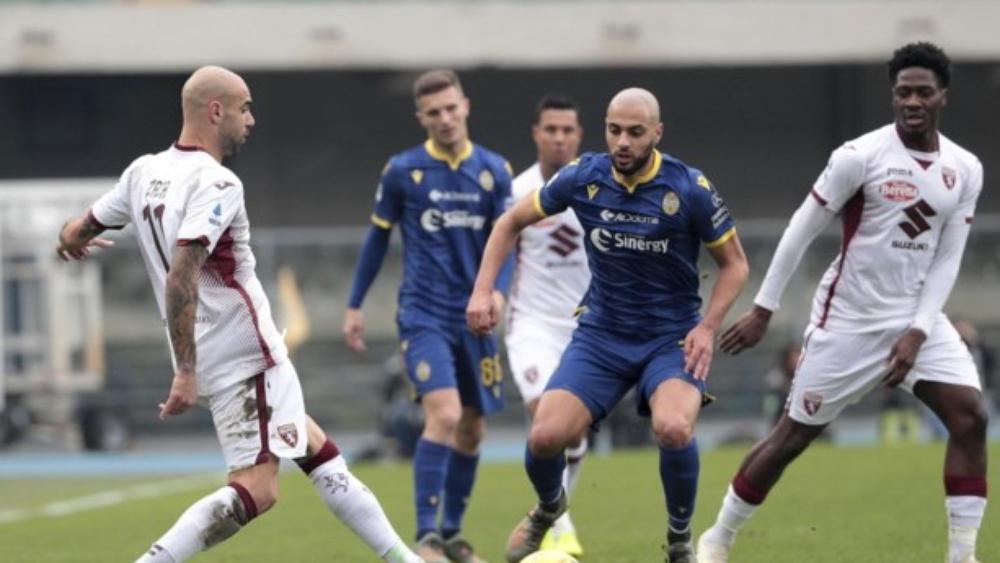 سفيان أمرابط: "فخور بإثارة اهتمام أندية كبرى .. ووكيل أعمالي يتكفَّل بإدارة المُحادثات"