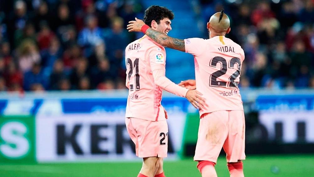 فالفيردي يقرر إراحة دي يونغ ولونغلي.. ألينيا وأومتيتي أساسييْن أمام ألافيس