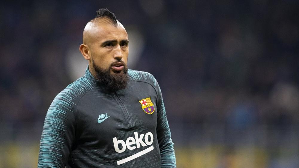 الإنتر يعرض 12 مليون يورو على برشلونة للتعاقد مع فيدال