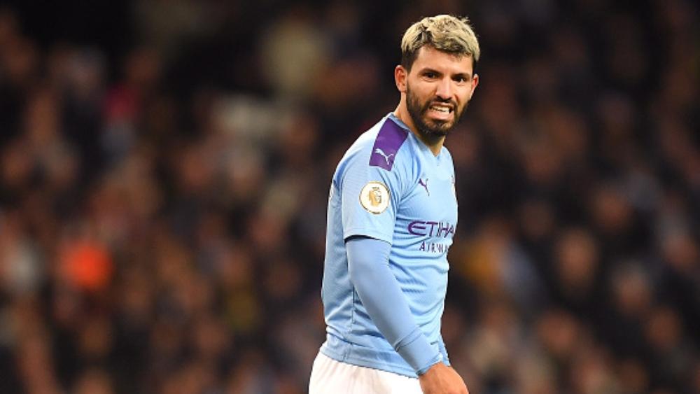 أجويرو يتفق مع جوارديولا: "من الصعب اللحاق بليفربول"