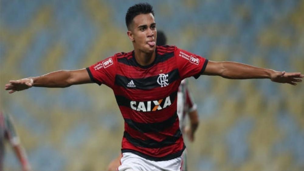 بعد فينيسيوس .. ريال مدريد يطارد موهبة جديدة من فلامينجو