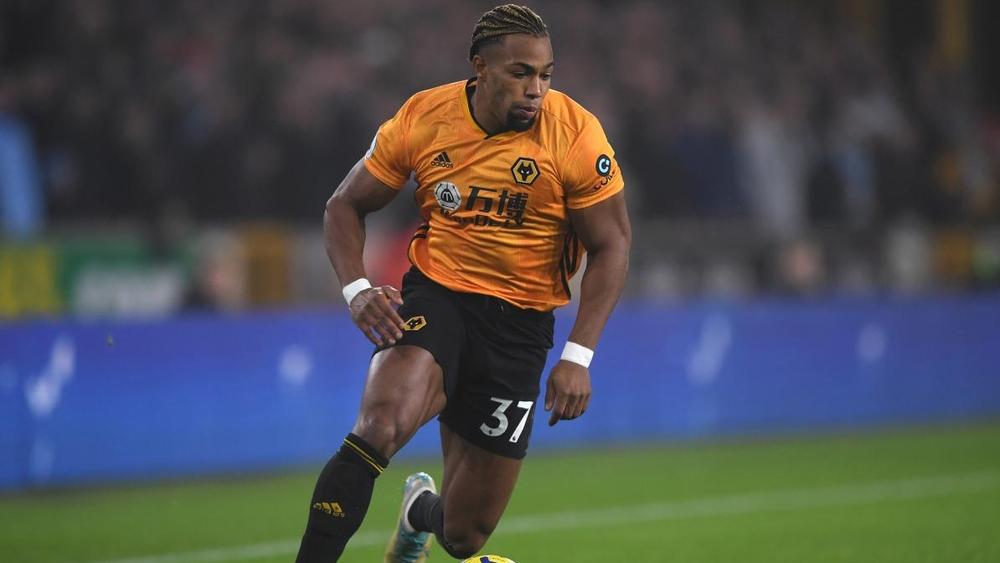 أداما تراوري مُراقب من ثلاثة أندية عملاقة من ضمنها برشلونة