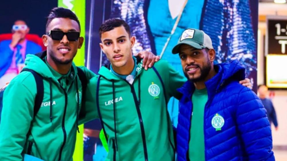 بعثة الرجاء الرياضي تحط الرحال في المغرب