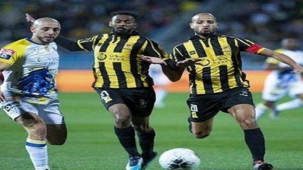 الأحمدي: "نور الدين أمرابط صديقي .. والجدال شيء طبيعي داخل الملعب"