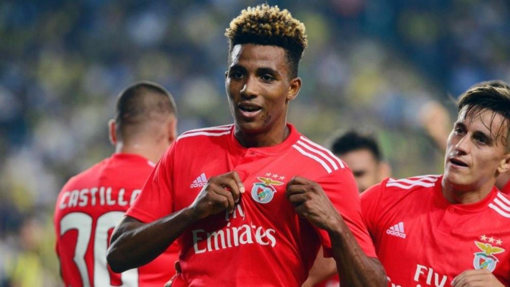 لاعب بنفيكا "جيدسون" يقترب من الانتقال إلى توتنهام