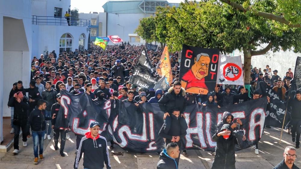 أولترا "إيمازيغن" تطالب الجاهير بمساندة الحسنية أمام الوداد و تؤكد "موقفنا من المسيرين الفاسدين ثابت ومستقر"