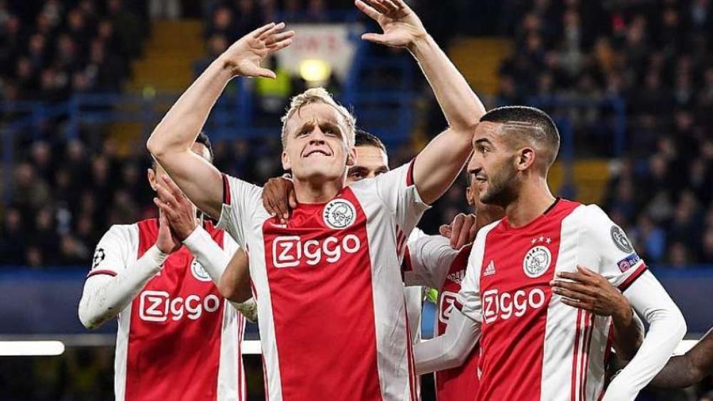 تقارير | ريال مدريد ينجح في حسم صفقة الهولندي فان دي بيك