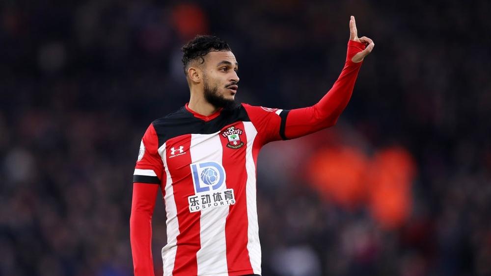 تقارير | ميلان يفكر في التعاقد مع بوفال عوض "مهاجم بديل" لبياتيك