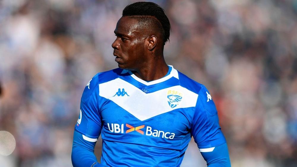 بالوتيلي يتعرض للإيقاف لمباراتين في الدوري الإيطالي