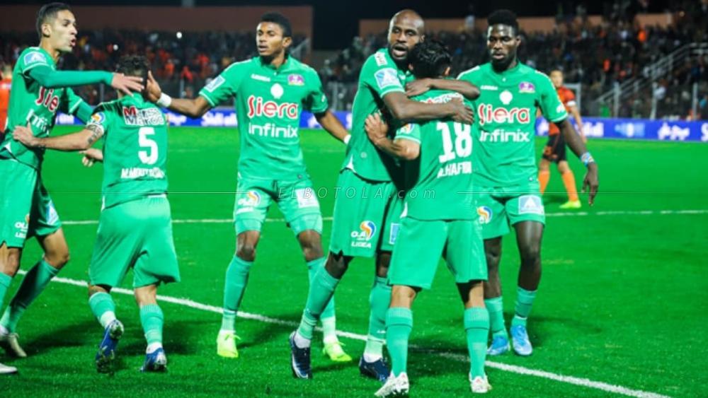 التشكيلة الرسمية للرجاء في مباراة وجدة..مكعازي أساسي و سلامي يختار إراحة البعض من الركائز الأساسية للفريق