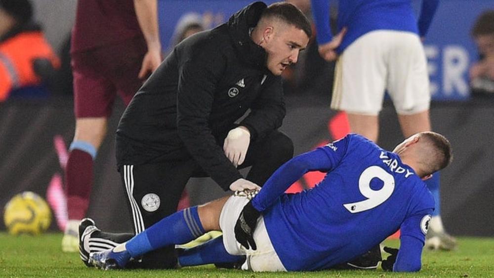 مدرب ليستر سيتي: "إصابة فاردي ليست خطيرة"