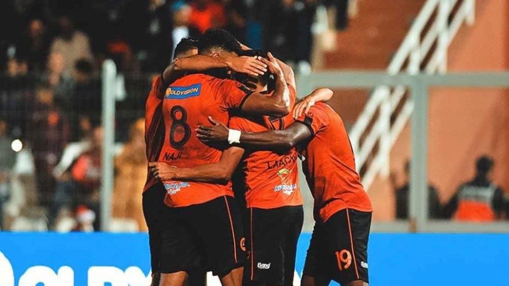 نهضة بركان "تسحق" ادجوبي البينيني بخماسية خارج الميدان