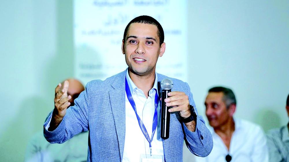 بودريقة يعِد بالحديث عن "الوينرز" و"الكورفا سود" وعلاقة الكرة بالسّياسة وبعضُهم يُعلّق: "سِير قابل ليك شي حاجة أخرى شكون عطاك تفوِيض تدوِي علِينا..!"