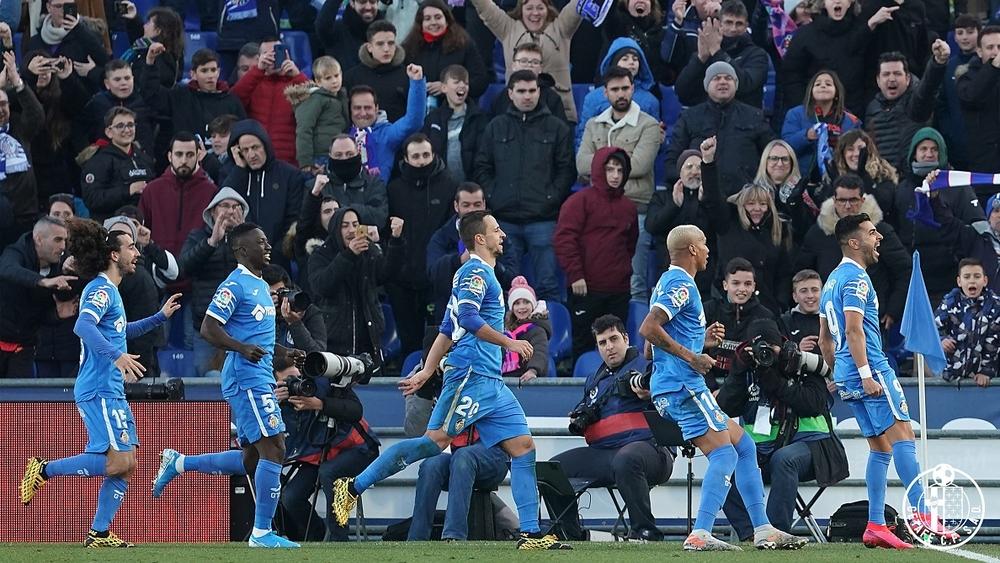 خيتافي يهزم ريال بيتيس ويرتقي للمركز الرابع المؤهل لدوري أبطال أوروبا