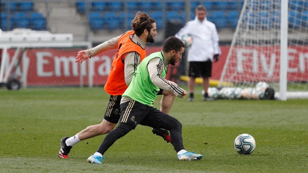 إدين هازاراد يعود للتداريب الجماعية لريال مدريد بعد غياب دام 66 يوما!