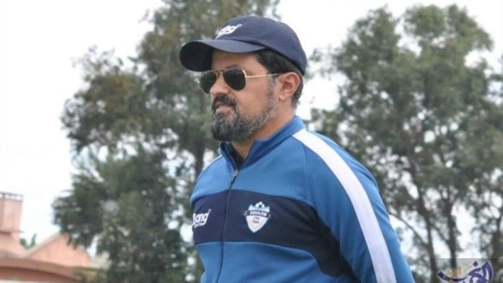 لجنة "الأخلاقيات" بالجامعة توقف رضوان الحيمر بسبب "الفايسبوك"!