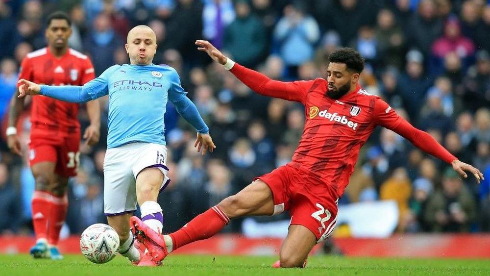 لايبزيغ يستعير آنخلينو من مانشسر سيتي