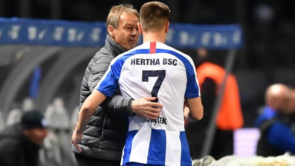 كلينسمان يثني على مهاجمه الجديد بيونتيك