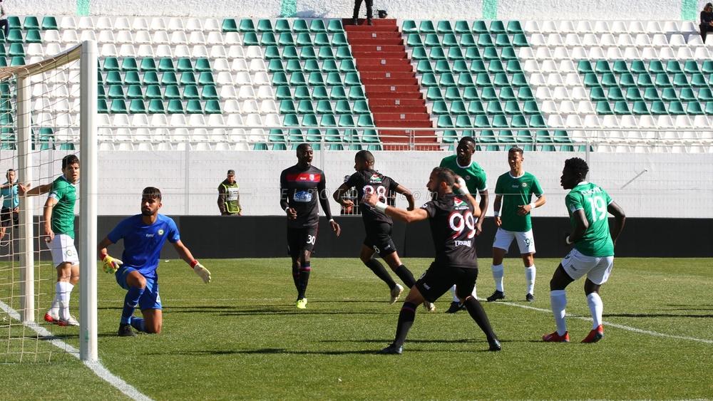 مباراة المغرب التطواني و أولمبيك خريبكة تنتهي بلا غالب ولا مغلوب