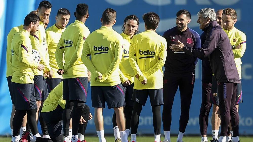 كيكي سيتين يواجه "مُعضلة" مع برشلونة قبل مواجهة خيتافي