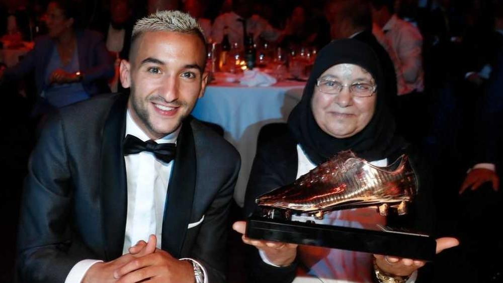 "بورتريه" | زياش .. من التخبُّط في الإدمان وتجرُّع مرارة فقُدان الأب إلى النجومية والشّهرة و"العالمية"