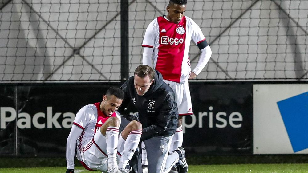 الإصابة تُبعد مزراوي عن مواجهة أياكس وخيتافي في "اليوروباليغ"