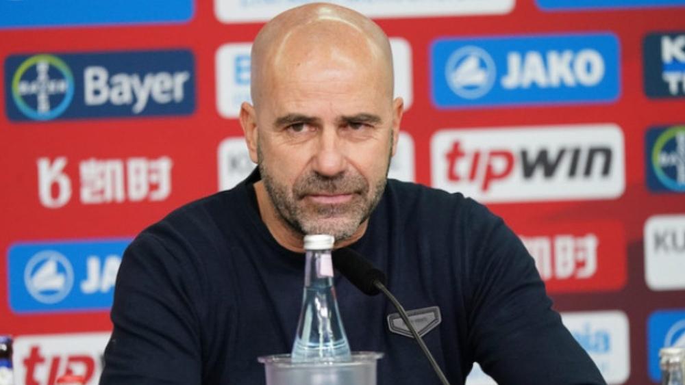 مدرب باير ليفركوزن: "سنخرج من الملعب إذا تعرض أي لاعب للعنصرية"