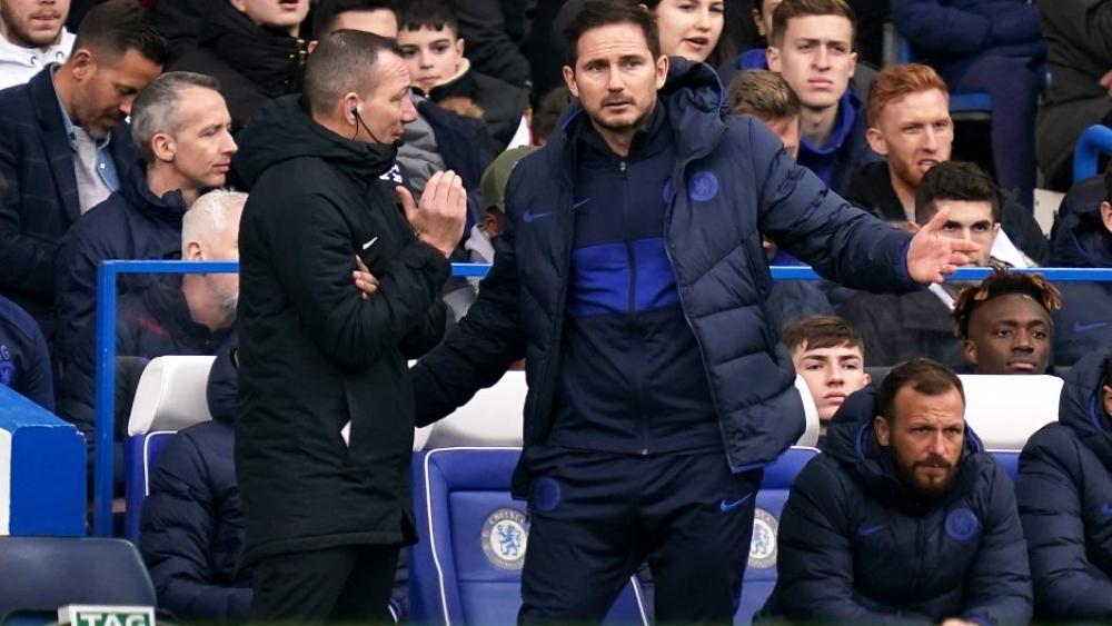 لامبارد: "الجميع يعلم أن الحكام ارتكبوا خطأً بعدم طرد لو سيلسو"