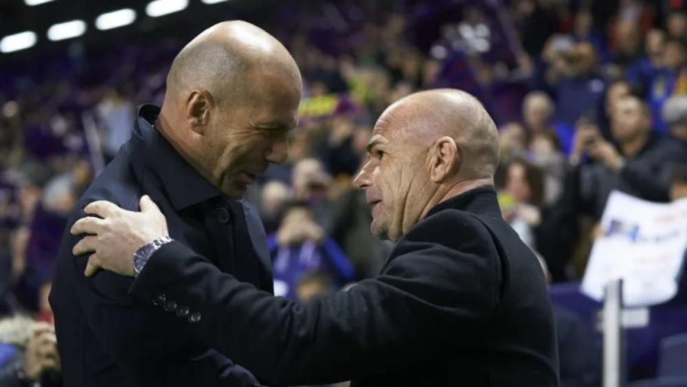 مدرب ليفانتي: "حصلنا على كثير من السعادة بالفوز على ريال مدريد"