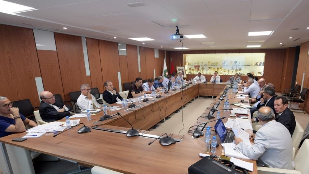 لجان الجامعة و"تأخرها" في إصدار القرارات "المصيرية".. هل من سبيل لصد باب التأويلات والتساؤلات؟