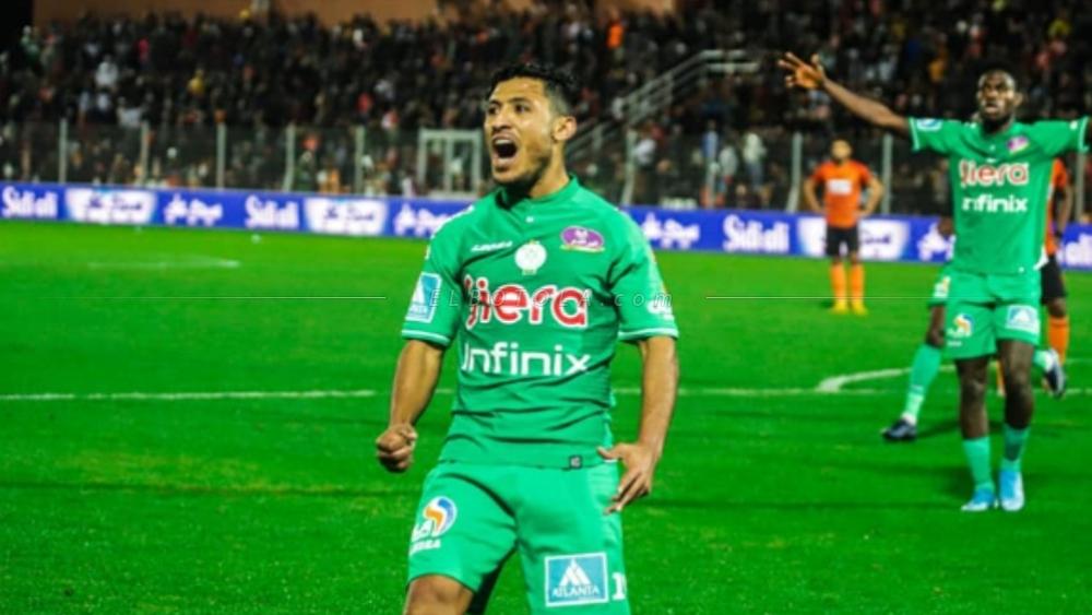 الحافيظي على مشارف تجديد عقده مع الرجاء الرياضي لثلاثة مواسم