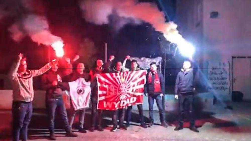 من قلب فلسطين .. جماهير نادي شباب الخليل تبعث "رسالة دعم ومساندة" للوداد قبل مباراة النجم الساحلي