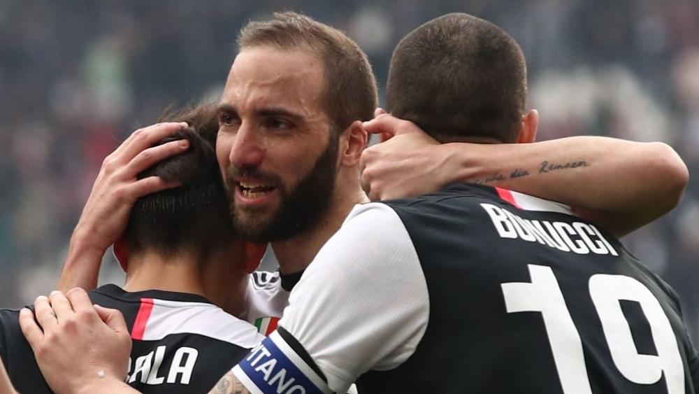 هل ينتقل غونزالو هيغواين إلى أتليلتك بيلباو؟