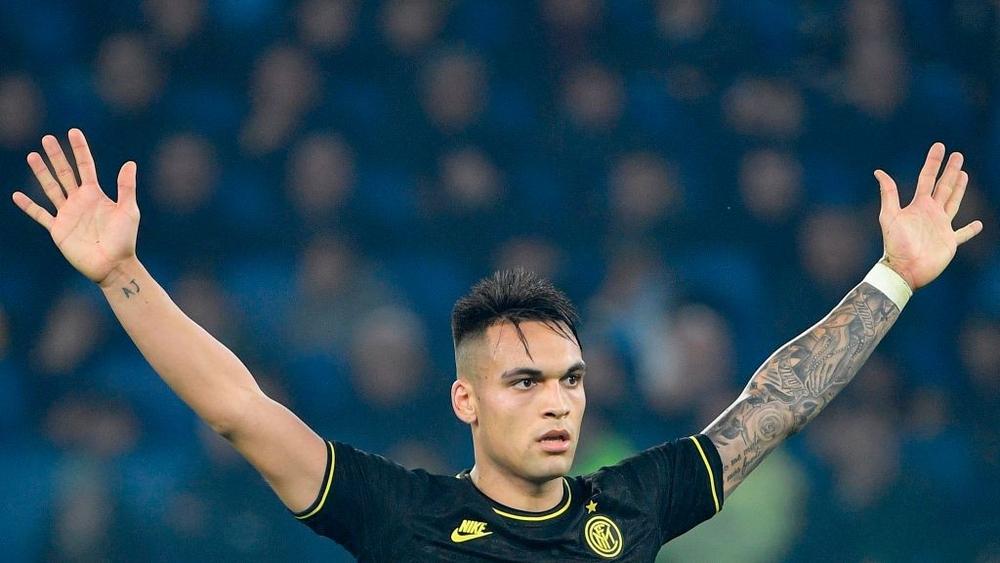 "سبورت" | برشلونة يقدم عرضه الأول لضم لوتارو مارتينيز