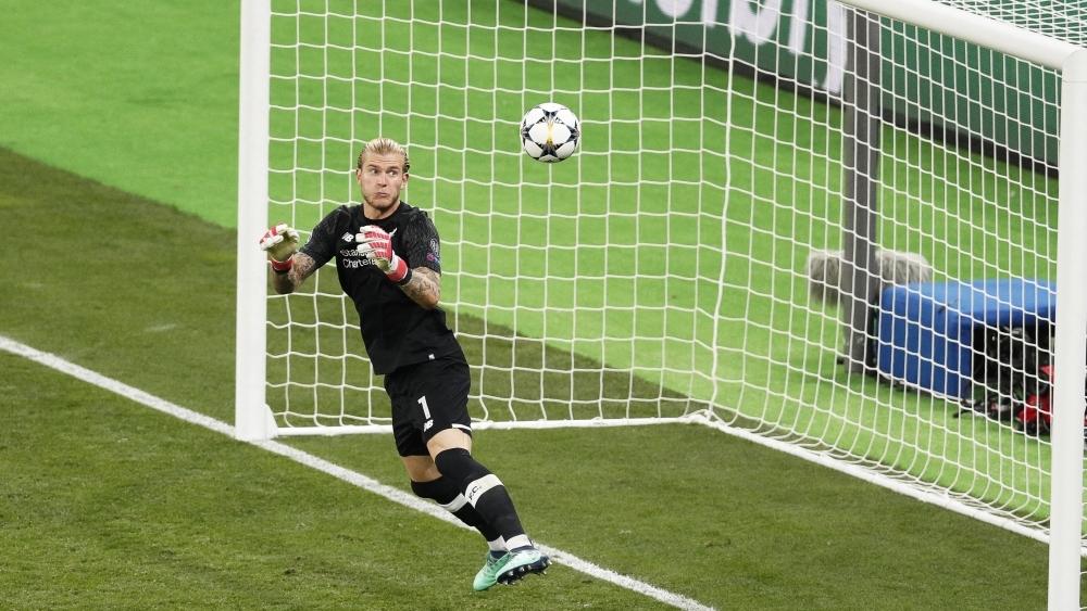 موقع تركي يؤكد أن "الأضواء الكاشفة في الملاعب" هي السبب وراء الأخطاء "الكارثية" لكاريوس!