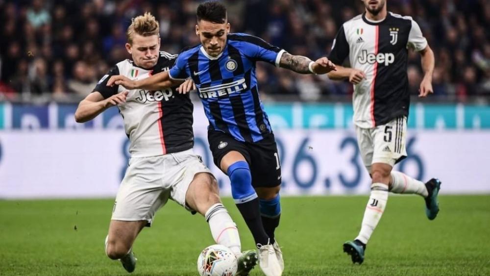 رابطة الدوري الإيطالي ترفض بث المباريات مجانًا بسبب "كورونا"