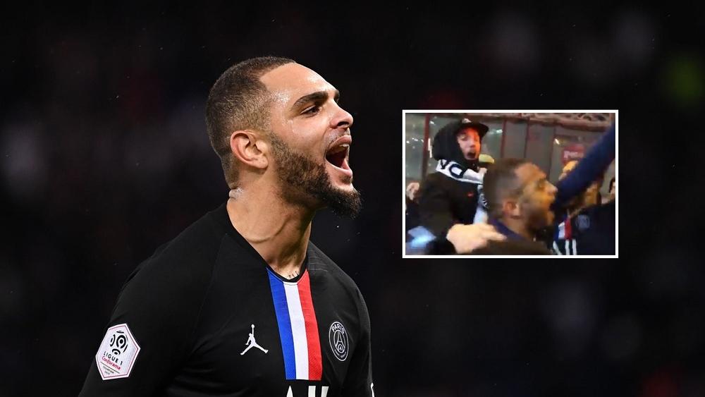 في لقطة "نادرة" الحدوث.. لاعب سان جرمان كورزاوا ينضم للجماهير في الشارع للاحتفال معهم بالتأهل!