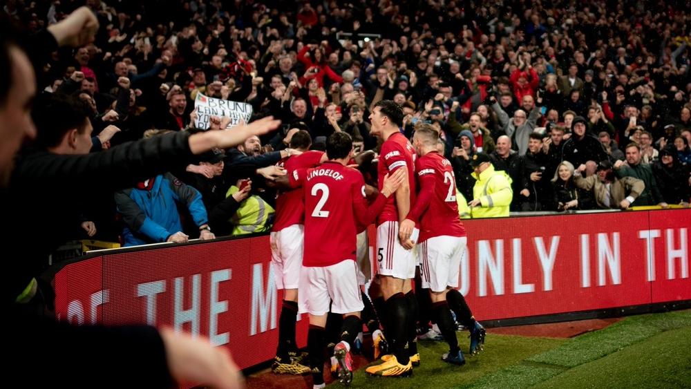 مان يونايتد يدفع 445 دولار لكل مشجع كتعويض على "غياب الجماهير" في مباراته من الدوري الأوروبي