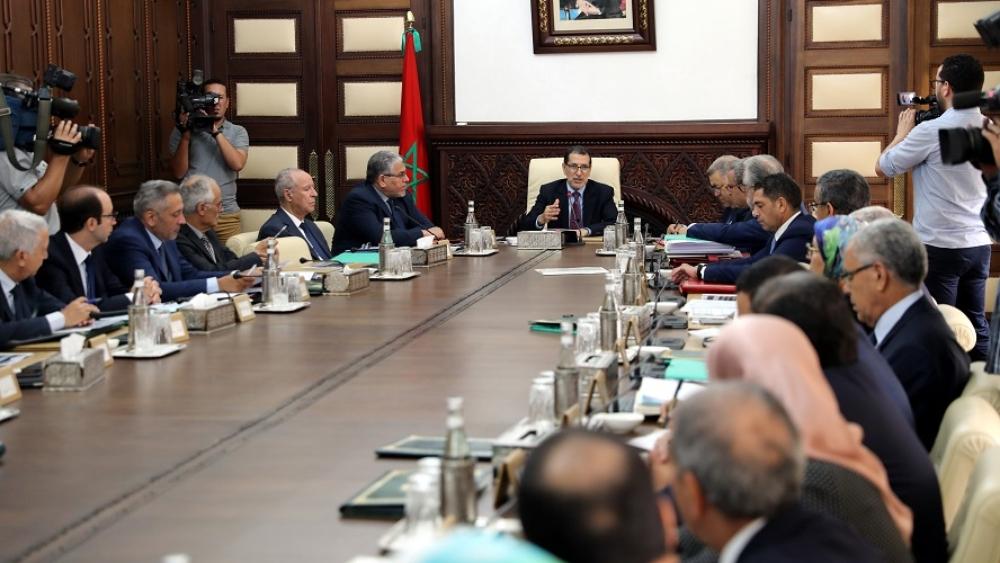 مستجدات فيروس "كورونا" | رغم تواجد "الوزير المصاب" في الاجتماع الأسبوعي .. نتائج اختبارات أعضاء الحكومة المغربية "سلبية"