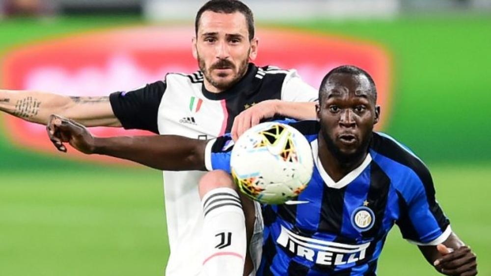 الاتحاد الإيطالي لا يستبعد تمديد منافسات الدوري إلى موسمين