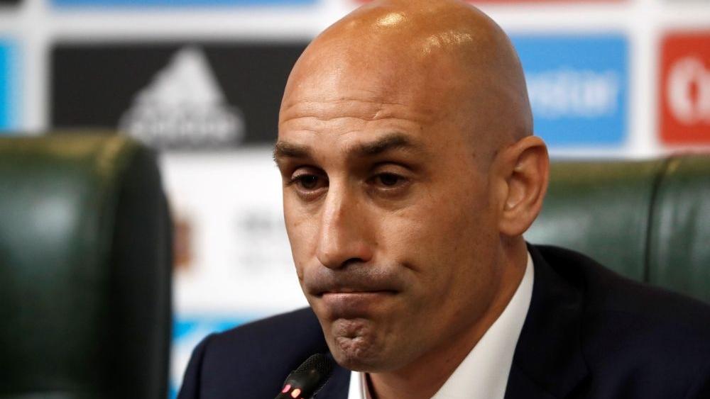 روبياليس عن إمكانية منح لقب الليجا لبرشلونة: "إنه ظلم كبير.. وعلينا إنهاء الدوري بنفس القواعد"