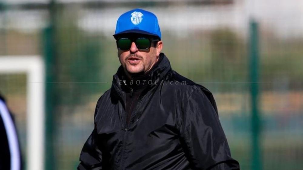 مدرب إتحاد طنجة "بيدرو بنعلي": "حنَا فماتشْ صعِيب ضد كُورونا، وخاصْنا نكونُو فرقَة وحدَة متحدَة بَاش نربحُو"