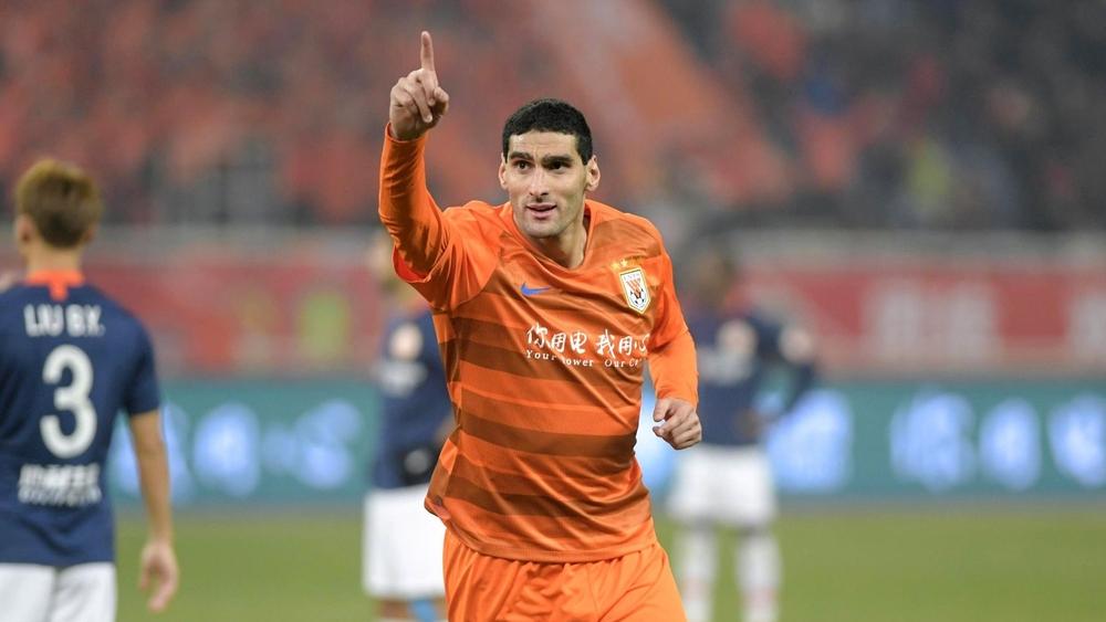 فيلايني بعد إصابته بكورونا: "كل شيء على ما يرام بالنسبة لي.. أتبع العلاج وأتمنى أن تحافظوا جميعًا على سلامتكم"