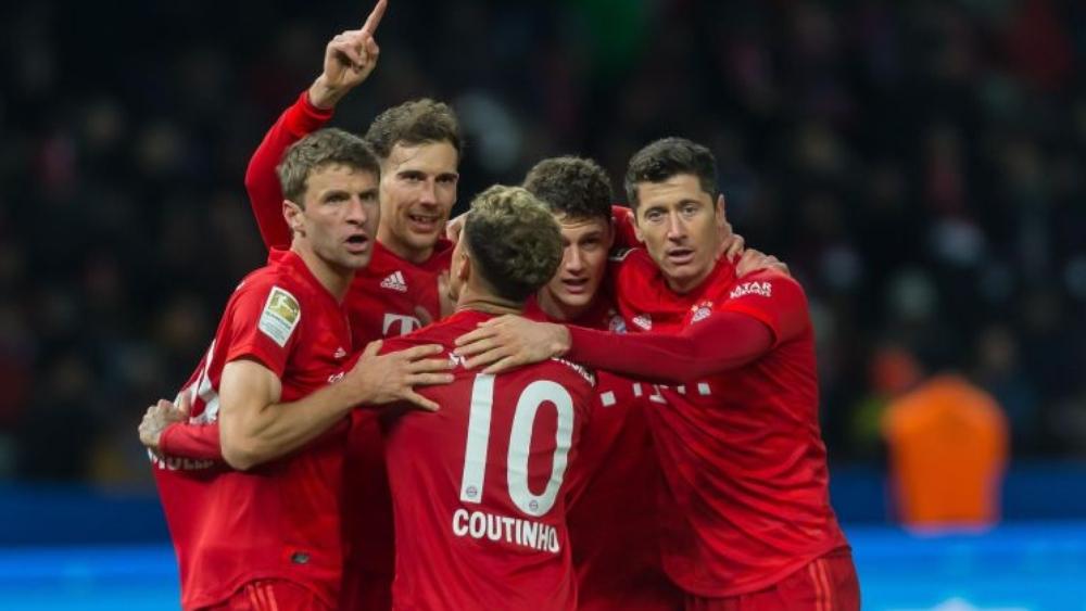 لاعبو بايرن ميونخ يوافقون على اقتطاع 20% من رواتبهم ومكافآتهم لمواجهة "الأزمة"