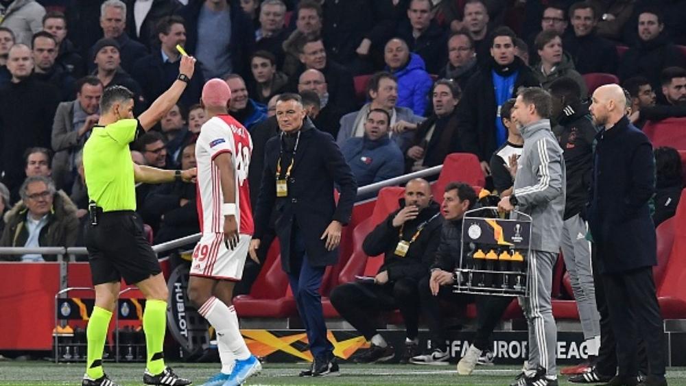 الـ"يويفا" يغرم أياكس بسبب أحداث مباراة خيتافي