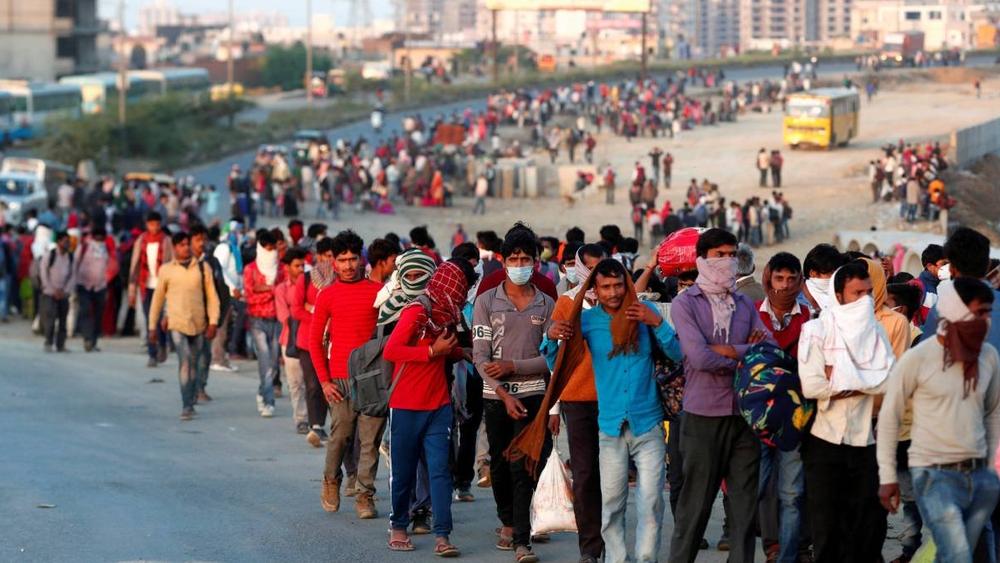 بعد فرض الحجر الصحي على أزيد من "مليار" مواطن.. رئيس وزراء الهند يقدم اعتذاره لـ"فقراء بلده"!